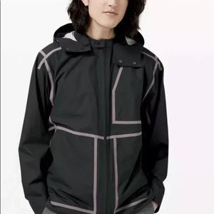 lululemon lab Ashta Rain Jacket size Large